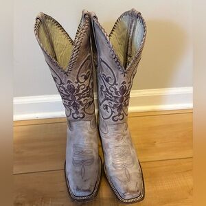 JB Dillon Women’s Leather Cowgirl Boots, Embroidered, Square Toe, GUC, SZ 9